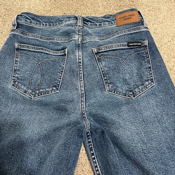 Women’s Calvin Klein jeans, size 26 boot cut - Picture 2 of 5